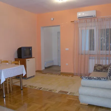 Apartment 11